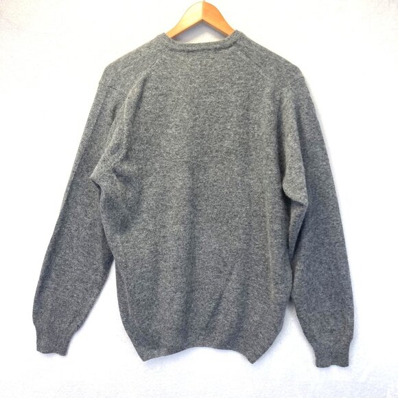 Arandu Wool V-Neck Sweater Mens Large Gray Pullover Soft Knit Preppy Old Money - Picture 2 of 16